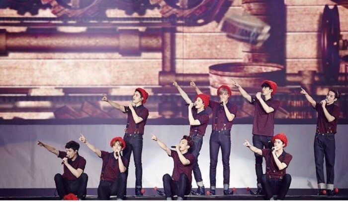 边伯贤对待私生和粉丝的态度,边伯贤谈粉丝和私生饭的区别