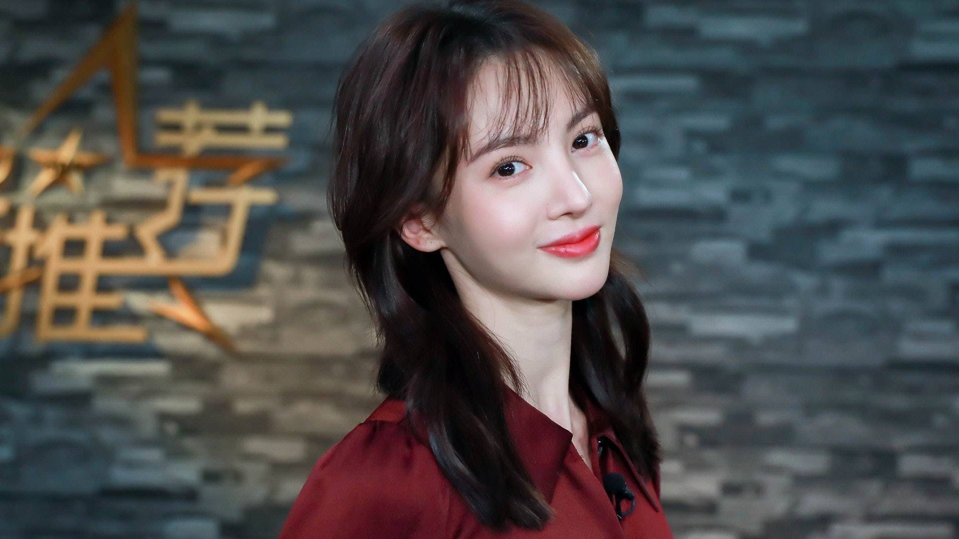 一直在美白却越来越黑的原因,为什么用了美白精华反而黑了