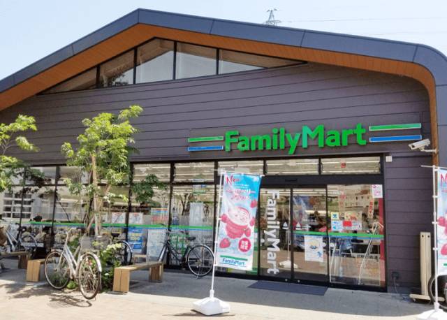 日本便利店买药服务,日本的便利店真方便