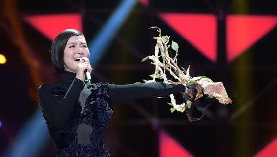 韩红点评金池,谭维维金池