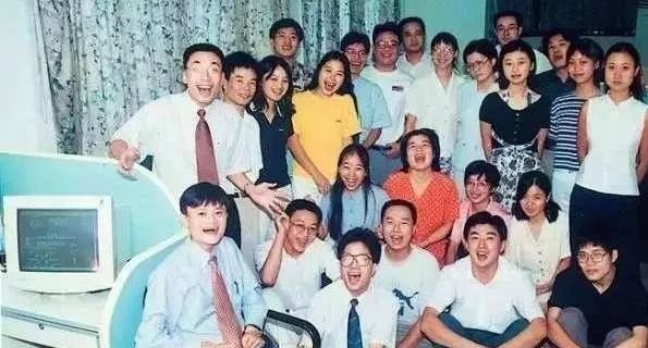 阿黎转身,李国庆开撕:公司联合创始人都以什么姿势离开