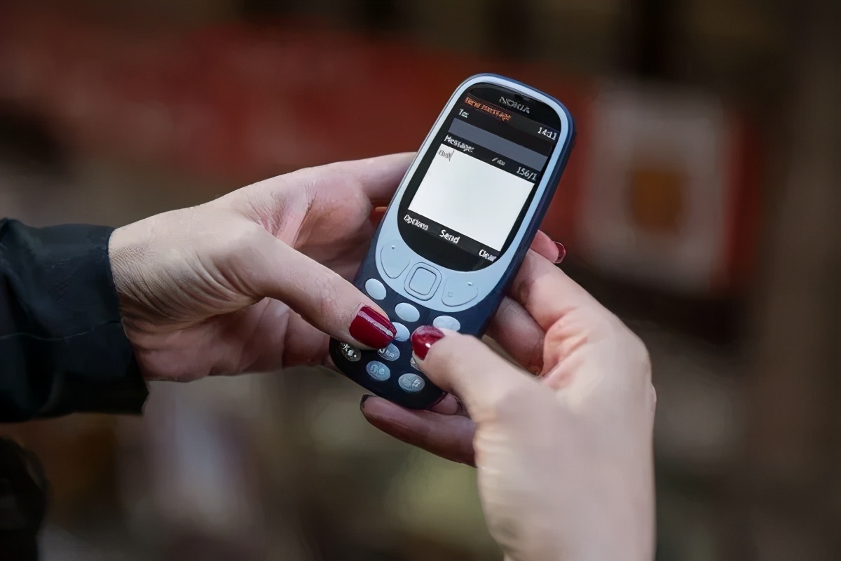 04年发布的手机诺基亚,功能机诺基亚6600