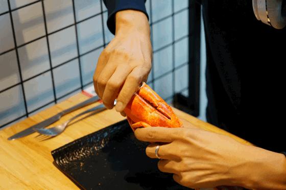 波士顿龙虾最高级的吃法,波士顿龙虾最新的吃法