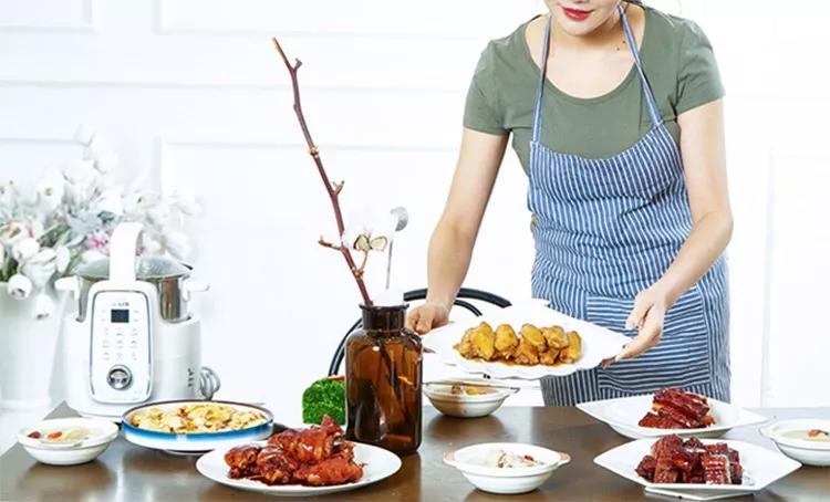 自己在家做科技美食,厨房黑科技45道中西大餐一键完成