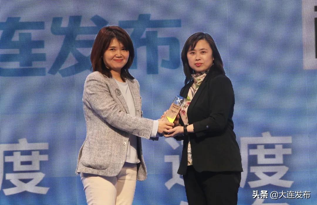 一起看大连的海景,大连的新媒体公司