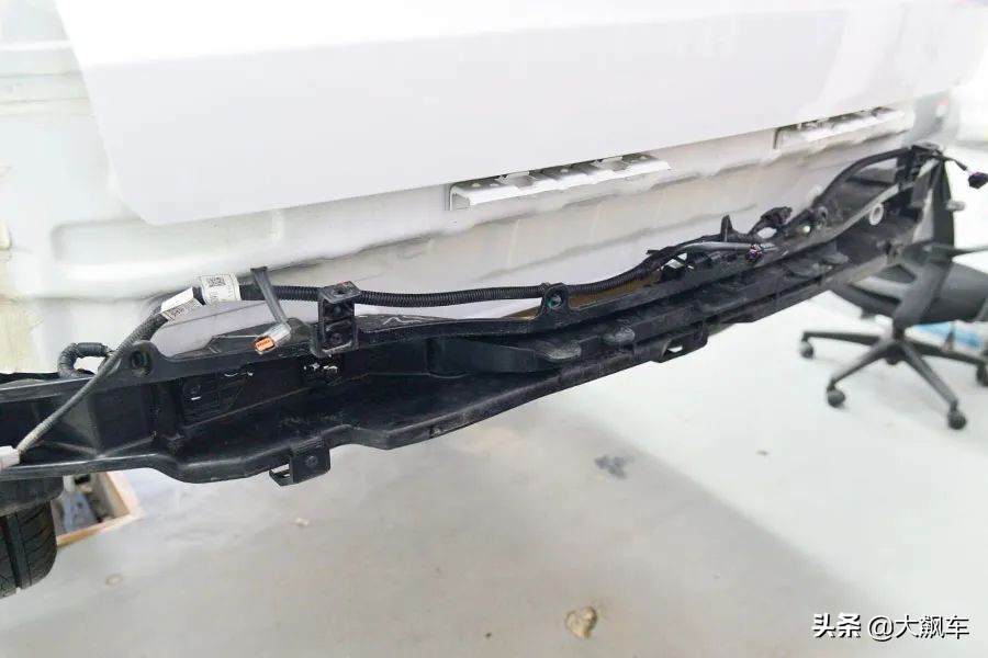 防撞梁4s店修吗,ppe防撞梁