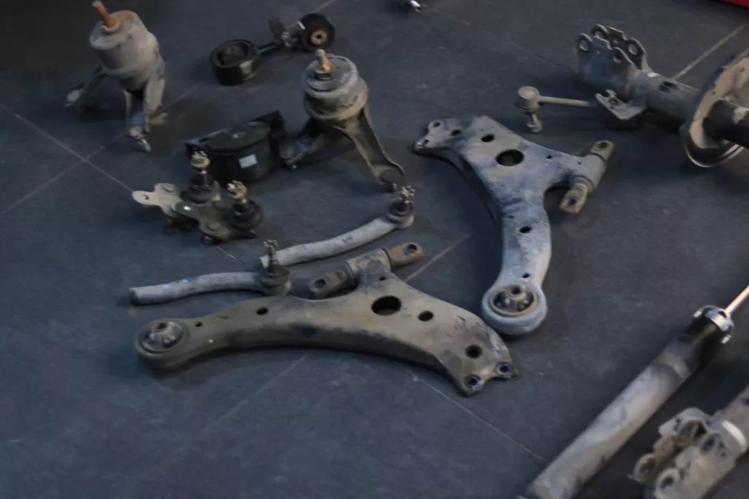 怪兽修车翻新,怪兽修车老车翻新