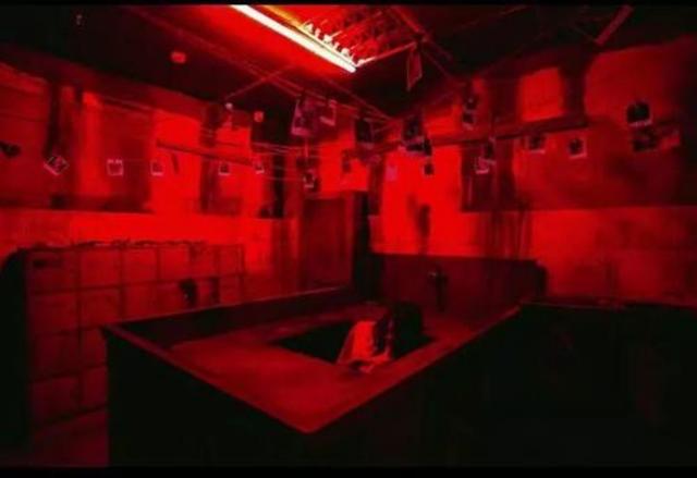 美国洛杉矶鬼屋签生死状是什么,美国最吓人的鬼屋还要签生死状