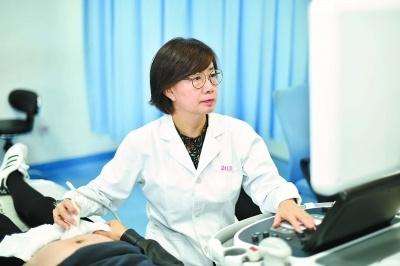 孩子肚子痛时可以吃打虫药吗,孩子肚子疼能吃打虫药吗