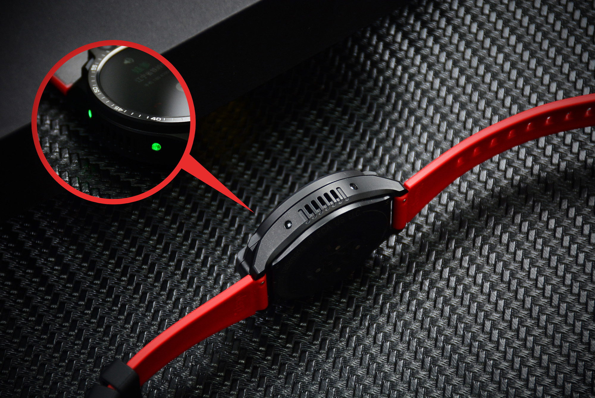 内存128g可插卡的电话手表,jeep黑骑士手表打王者