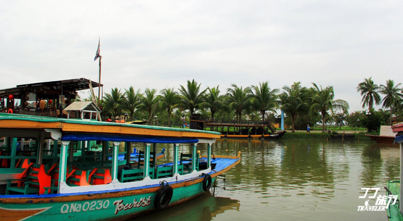 形容一个邮轮很豪华很大怎么说,不动声色可以形容美景吗