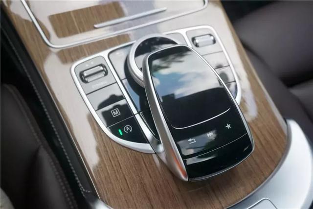 进口奔驰glc好看吗,奔驰glc级2016款glc2004matic