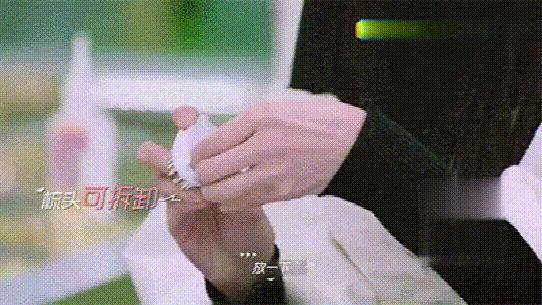 明星护发真拼！郑爽娜扎花样用生发液，范冰冰欧阳娜娜洗头超细致