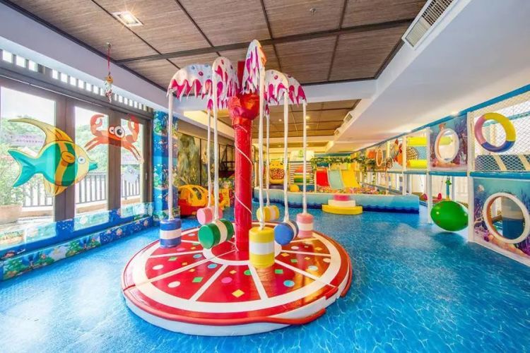 听说广州金叶子温泉酒店是广州的“小布拉宫”