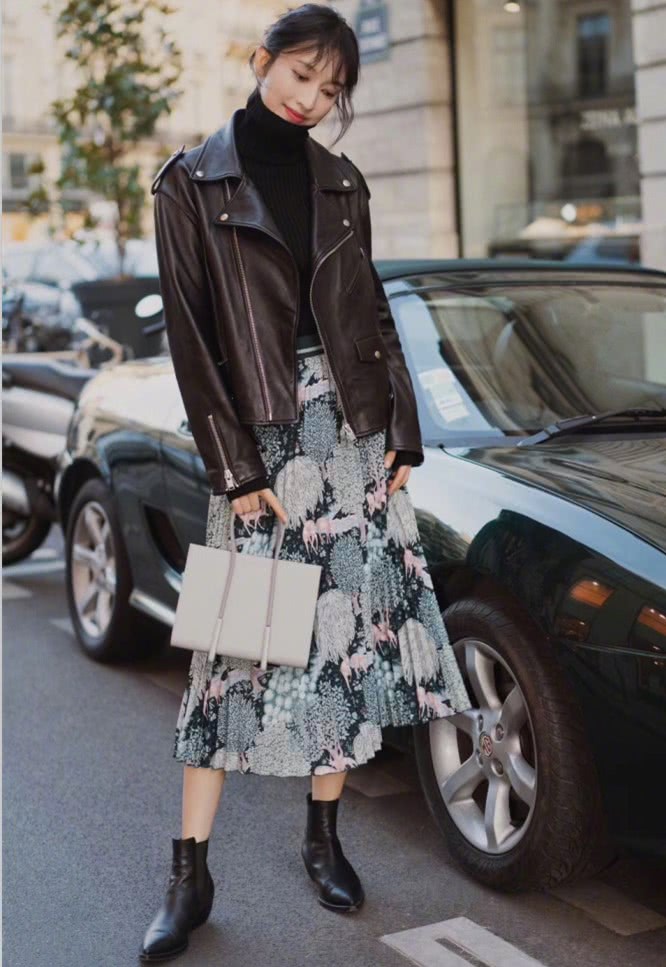 张俪冬季穿搭羽绒服,张俪穿羽绒服