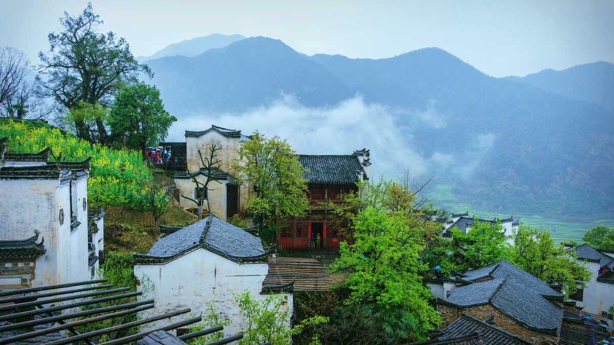 遥羡书窗下，千峰出翠微。读古诗词，品味古人山居之悠然