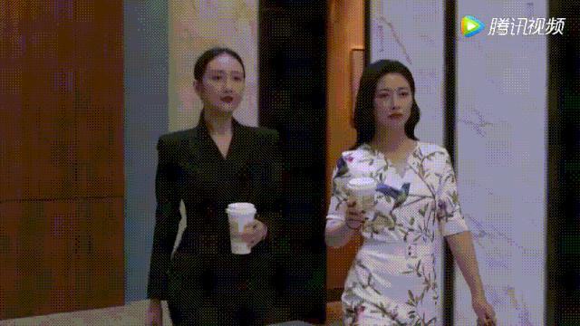 栗娜升职了吗,栗娜穿了多少套连衣裙