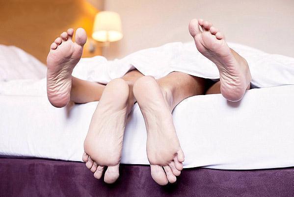 浜у悗澶氫箙鍙互鍜屽疂瀹濈潯,浜у悗澶氫箙鍙互鍦ㄤ竴璧峰潗鏈堝瓙