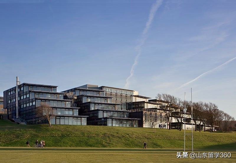 最新英国留学携带清单,英国留学必备50件清单