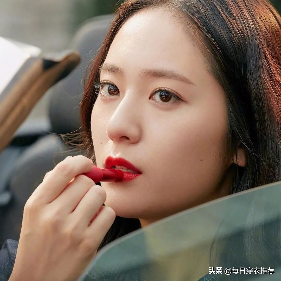 女孩子一定要学会有效化妆,女人不会化妆怎么化好看