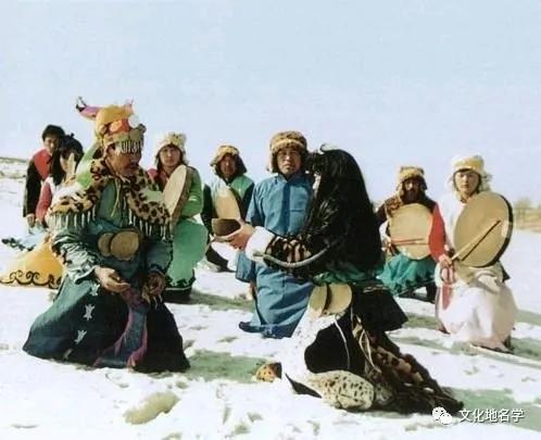 日本万物有灵是不是和萨满教很像,万物有灵讲的什么