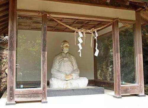 唯有容颜和身材不可辜负,唯有颜值不可辜负