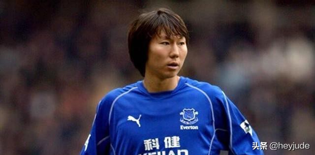 忍住别笑足球中的搞笑瞬间,李铁的秀发