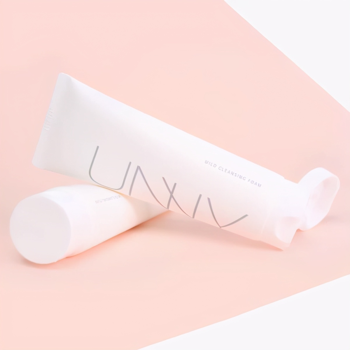 千万别买的烟酰胺洗面奶,千万不要买这几支会烂脸的洗面奶