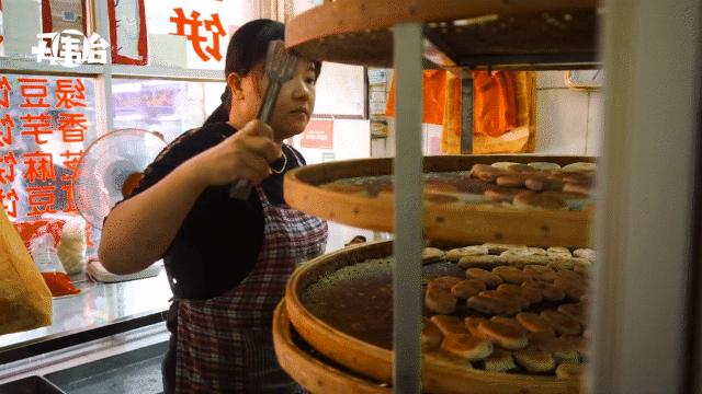 广州花都狮岭市场手工绿豆饼,澳门何妈绿豆饼广州花都店