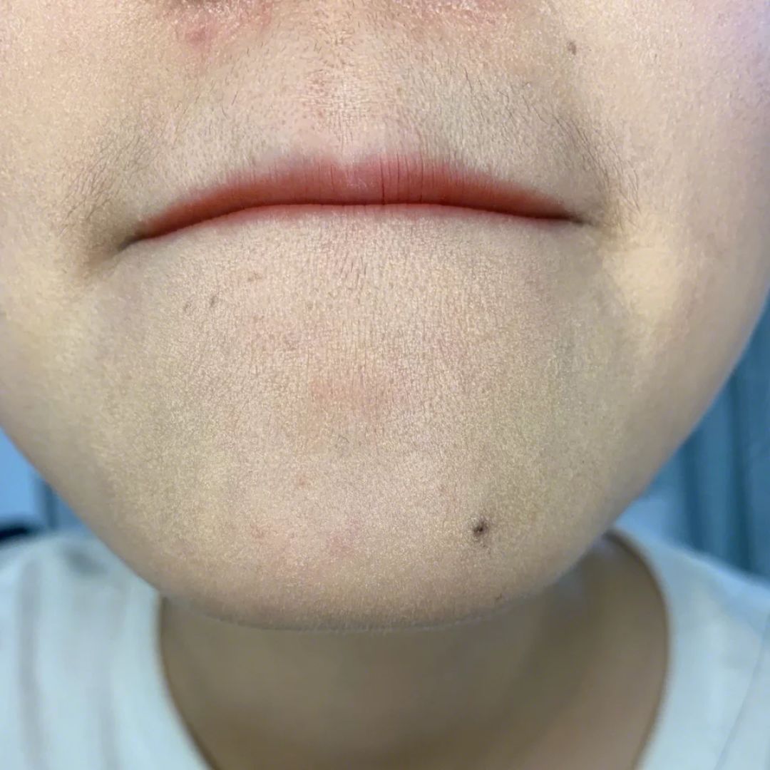 平价和大牌粉底液,雅诗兰黛粉底液平价替代