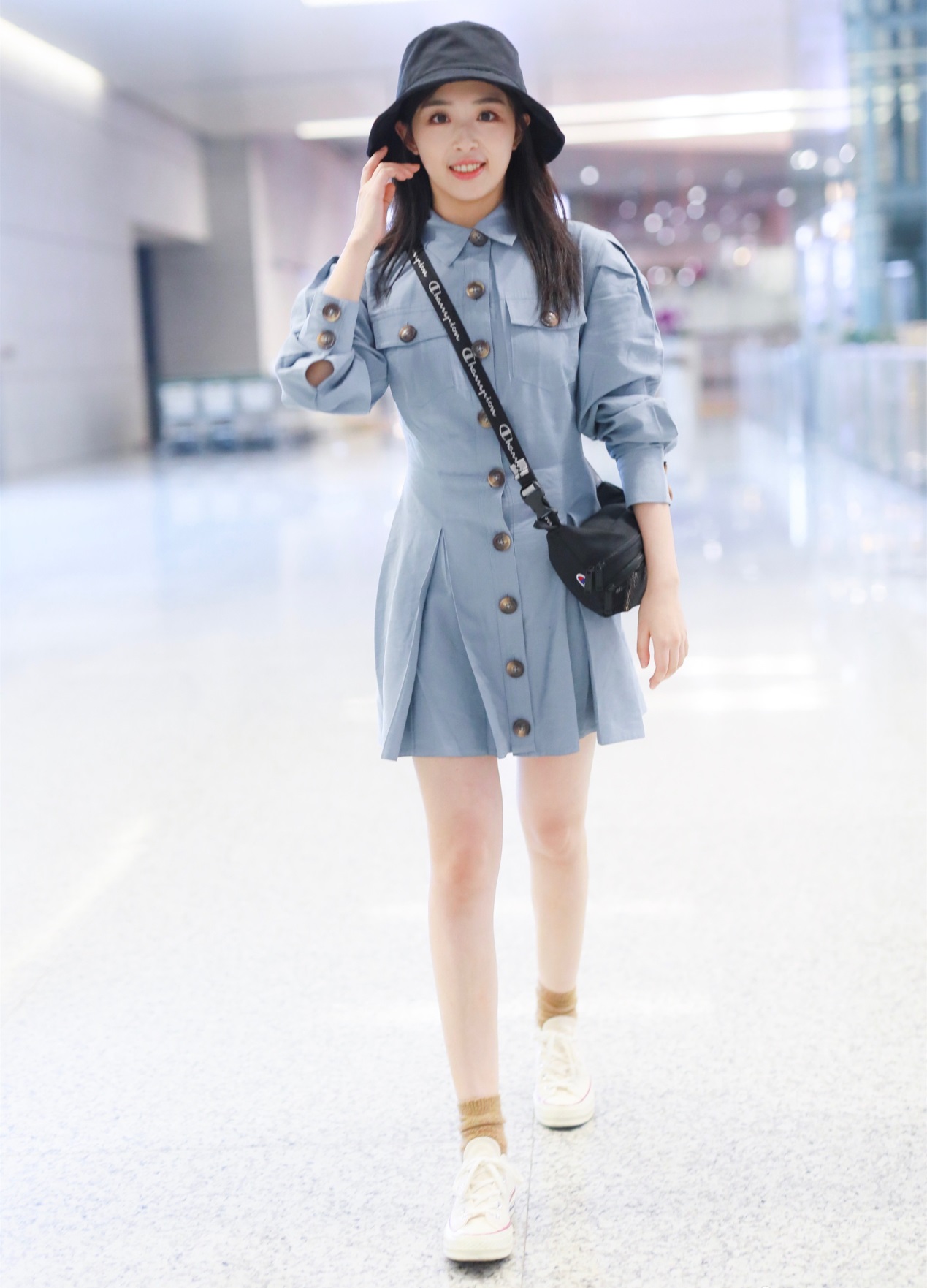 31岁张含韵穿衣,张含韵舞台一秒换装是怎么做到的