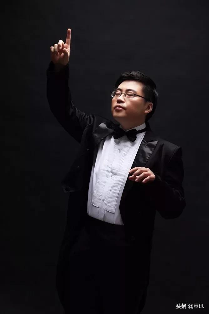 陈韵劼钢琴课直播,恺撒堡艺术家陈韵劼