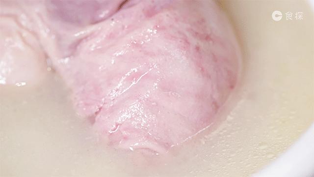 把鸡放进鸭肚子,把鸡塞进高压锅