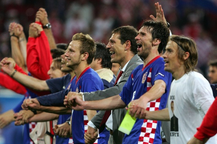 比利奇回归赛季,比利奇主教练是谁