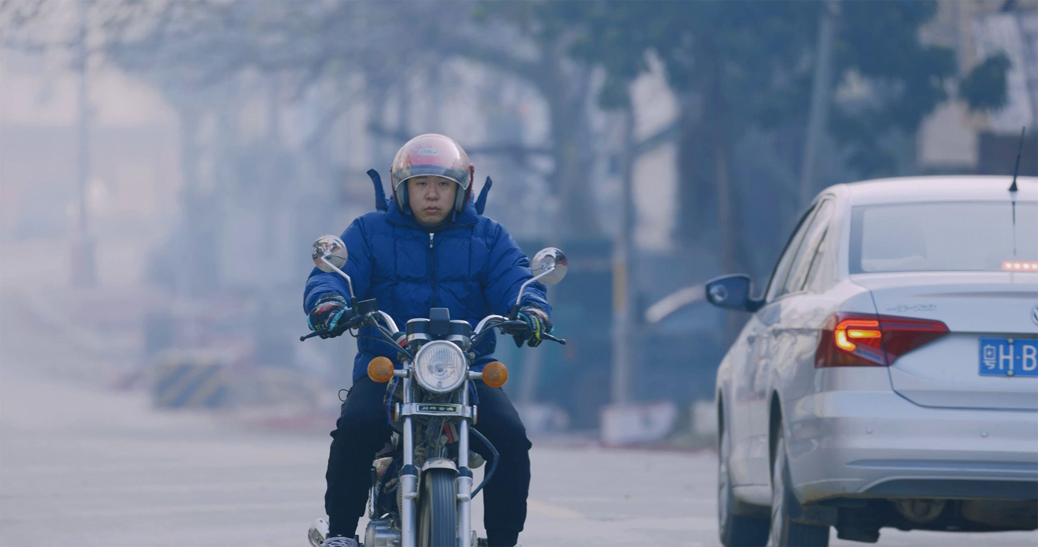 r5佳能24-70f2.8套机,佳能r5无反之战评测