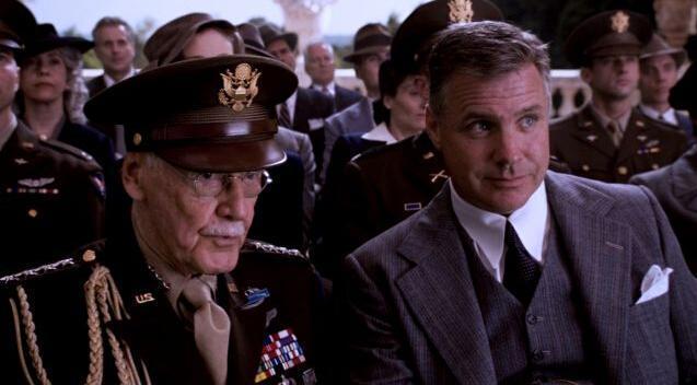 斯坦李老爷子在漫威里客串镜头,送别斯坦李漫威之父的客串合集