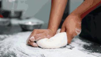 这样发面零失败，蒸包子、馒头都不在话下，一看就会，一做不废