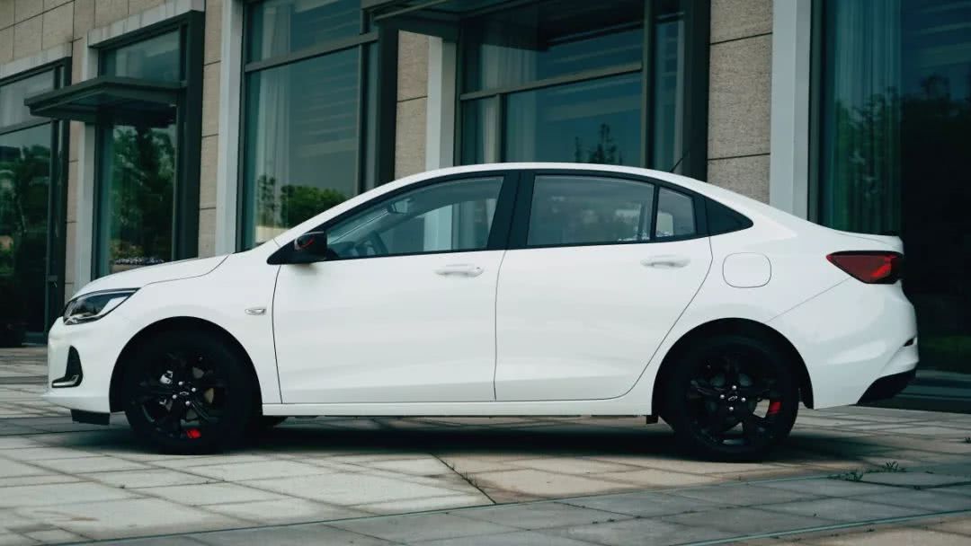 雪佛兰科沃兹试驾抖不抖,雪佛兰科沃兹手动挡试驾视频