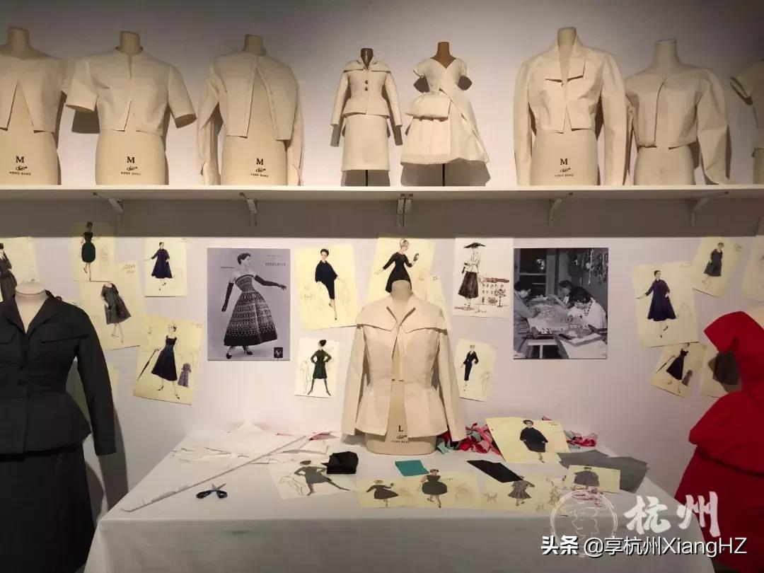 迪奥1997旗袍秋冬大秀 (迪奥1953时装展图片)