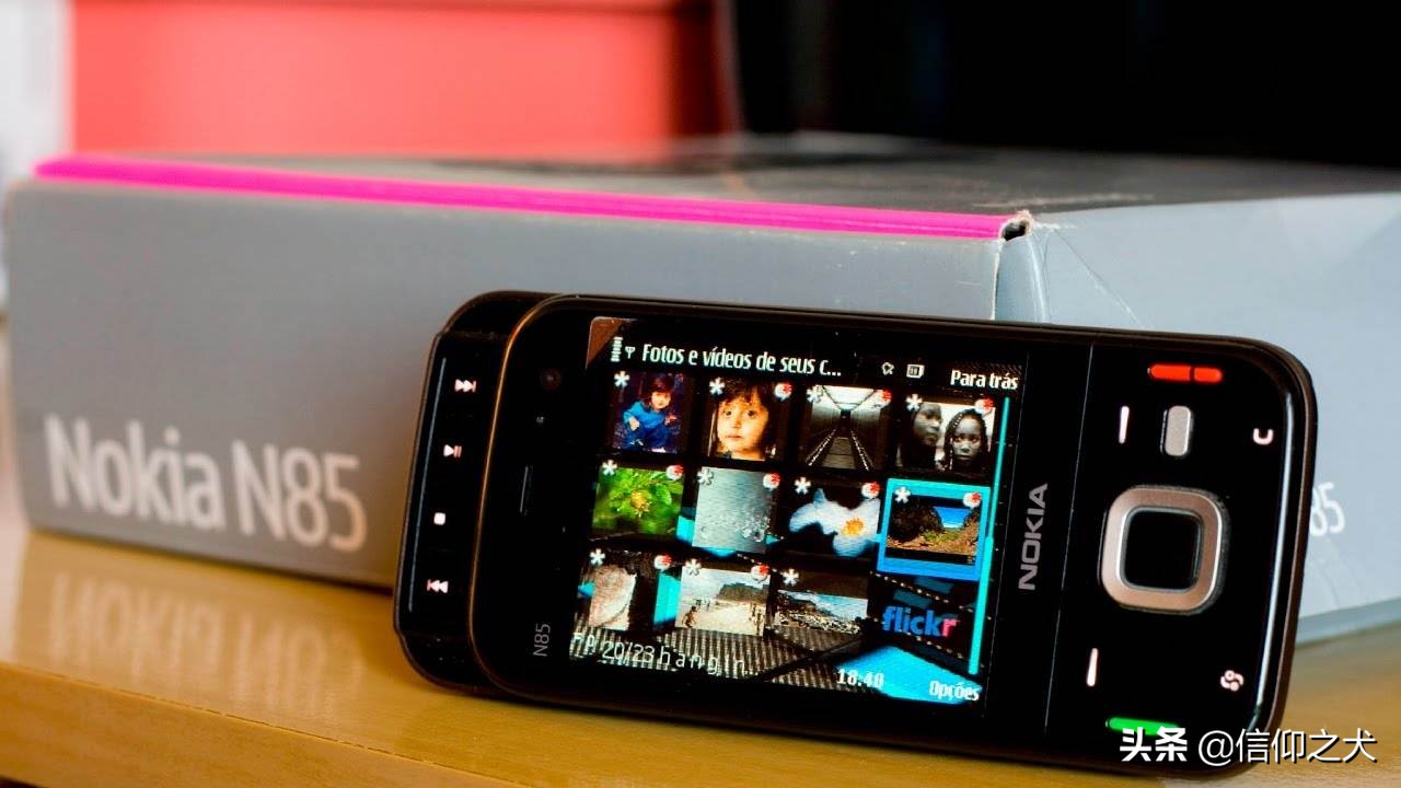 关于手机十年变化的视频,手机屏幕发展史