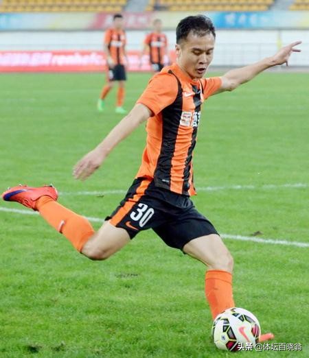 恒大第一笔国脚级引援浮出水面,34岁老国脚回归弥补恒大阵容短板