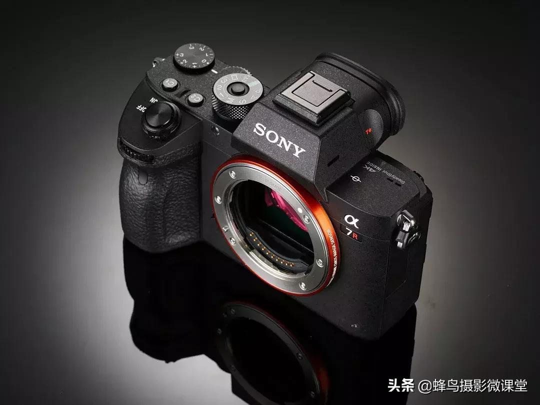 适合拍照的微单镜头 (日常拍摄入门全画幅微单)