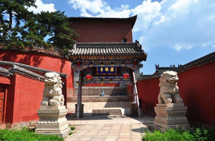 五台山最应该去的几个寺院,去五台山朝拜必须去哪几个庙