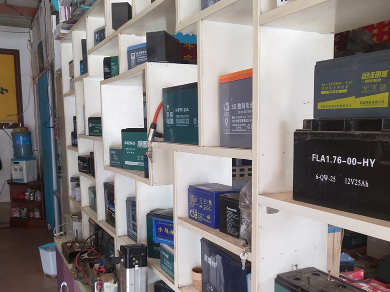 电瓶修复过程中是充电吗,电瓶怎么修复不会损坏电池