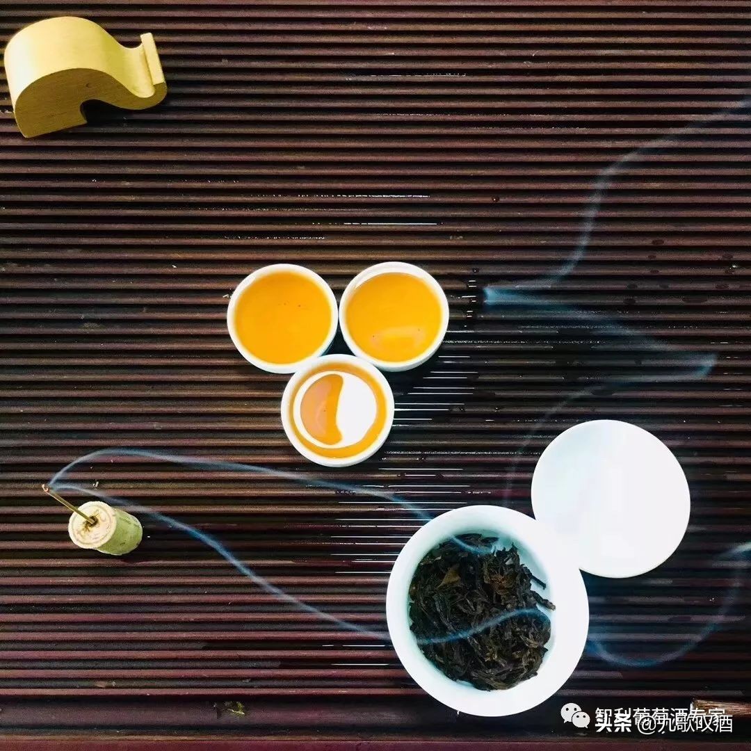 那个带唇印的红酒杯是什么杯？看完你就是朋友圈最懂葡萄酒杯的人