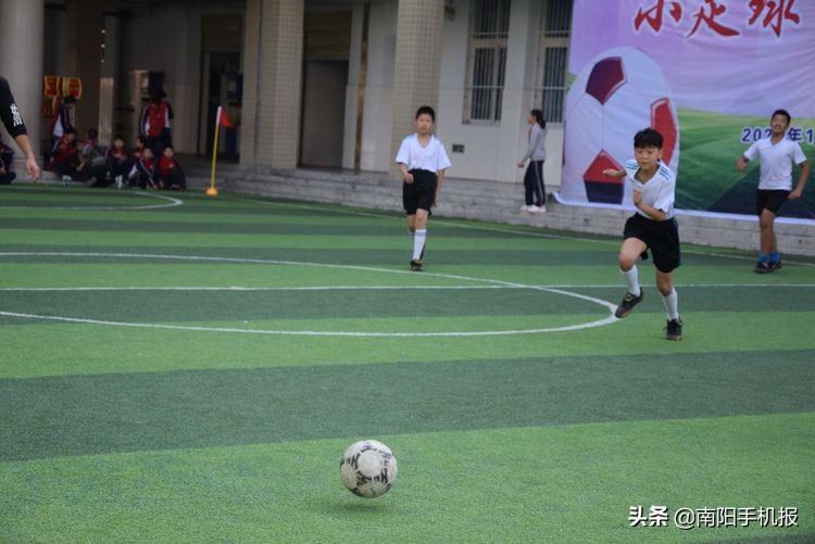 超越从足下起航下一句,2019小学校长杯足球赛