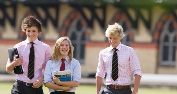 细说英国留学预科的这些课程,英国预科要读哪些课程