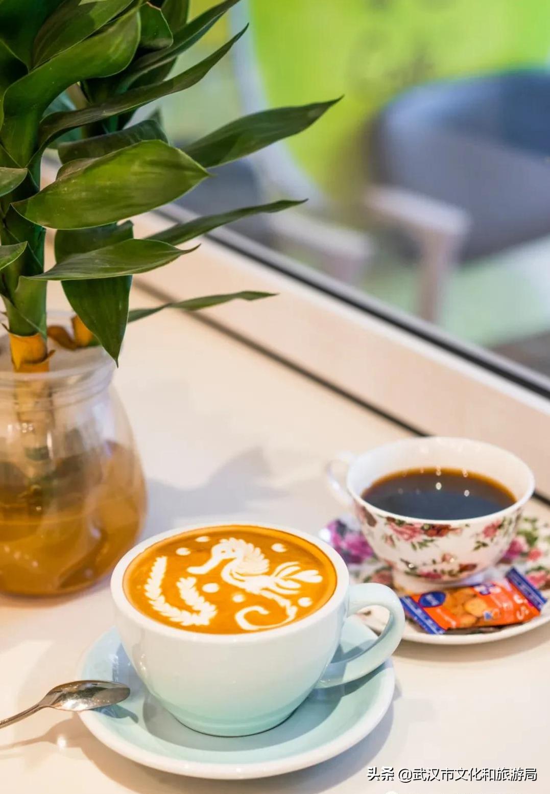 这条路藏着武汉人舌尖上的咖啡和喜头鱼