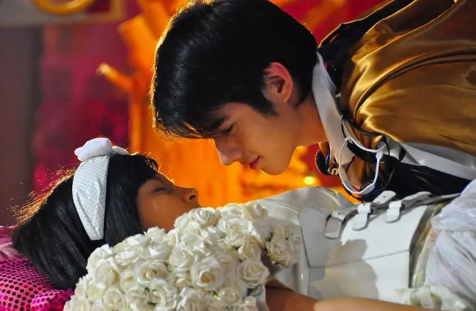 豆瓣评分9.5以上的国产电影,豆瓣国产电影排行榜top100