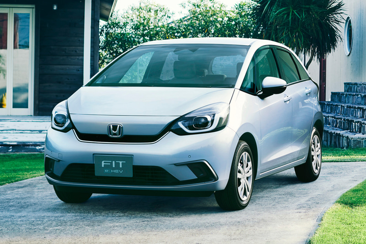 小车战火再起，*四代第**本田飞度遇挑战，相比前一代销量下滑